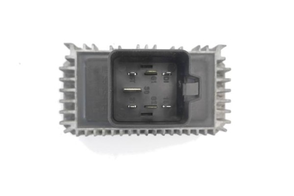 Recambio de caja reles para fiat sedici (189) 1.9 jtd 8v 120 emotion referencia OEM IAM 71746828  