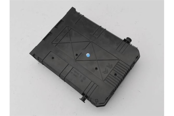 Recambio de caja fusibles/rele para peugeot 2008 1.2 access referencia OEM IAM 9819850080 1617304880 