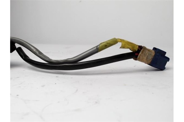 Recambio de cerradura porton para renault laguna ii (bg0) 1.8 16v referencia OEM IAM 8200229957 2310718 