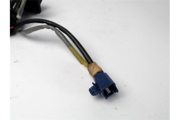 Recambio de cerradura porton para renault laguna ii (bg0) 1.8 16v referencia OEM IAM 8200229957 2310718 
