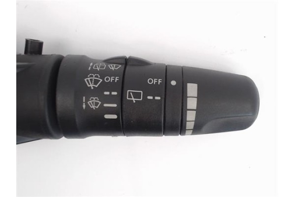 Recambio de mando de luces para nissan terrano ii (r20) referencia OEM IAM 25260AV770  