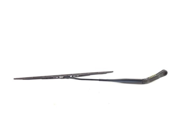 Recambio de brazo limpiaparabrisas delantero derecho para opel meriva 1.6 16v referencia OEM IAM 6272512  