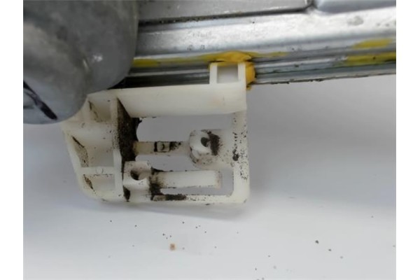 Recambio de mecanismo elevalunas trasero derecho para renault megane ii berlina 5p referencia OEM IAM   