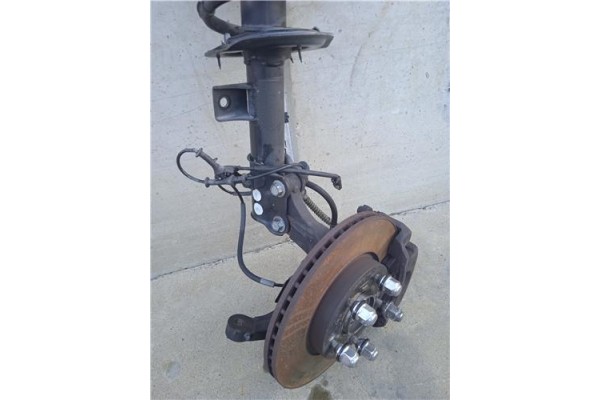 Recambio de mangueta delantero derecha para kia ceed (jd) 1.4 concept referencia OEM IAM 51716A6000  