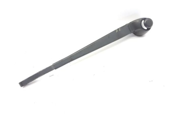 Recambio de brazo limpiaparabrisas trasero para seat ibiza (6k1) 1.4 referencia OEM IAM 56826  