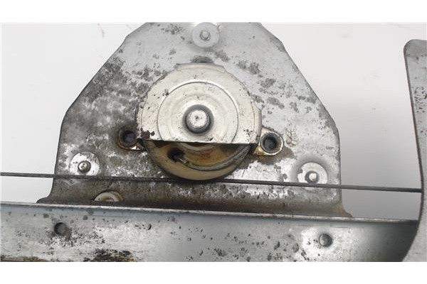 Recambio de mecanismo elevalunas trasero derecho para citroen c4 berlina referencia OEM IAM 0130822238  