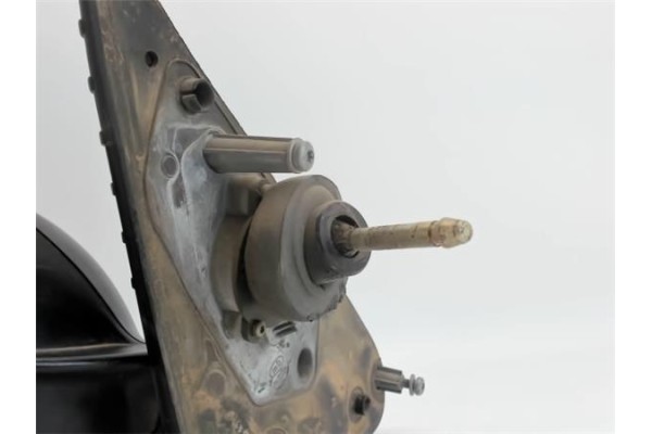 Recambio de retrovisor izquierdo para peugeot 406 berlina (s1/s2) referencia OEM IAM   