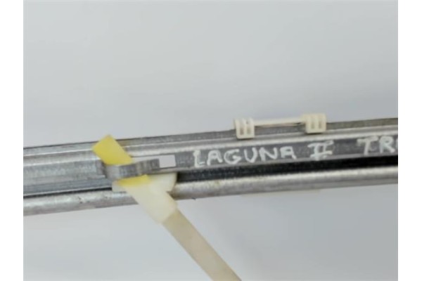 Recambio de mecanismo elevalunas trasero derecho para renault laguna ii (bg0) referencia OEM IAM 8200000558  8200305721 , RENAUL