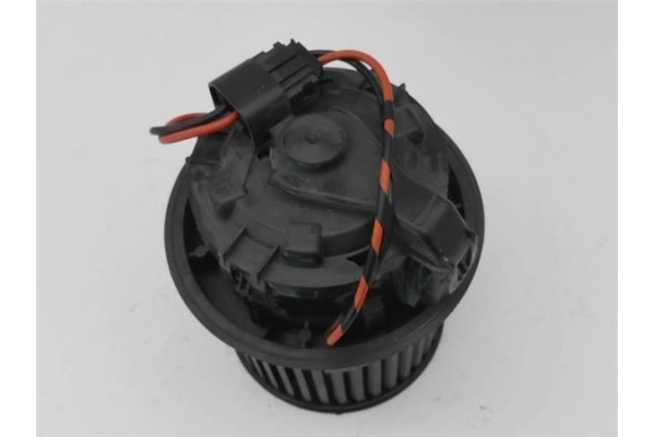 Recambio de motor calefaccion para peugeot 2008 1.2 access referencia OEM IAM 1608182080  