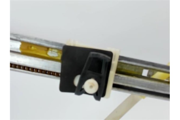 Recambio de mecanismo elevalunas trasero derecho para renault laguna ii (bg0) referencia OEM IAM 8200000558  8200305721 , RENAUL