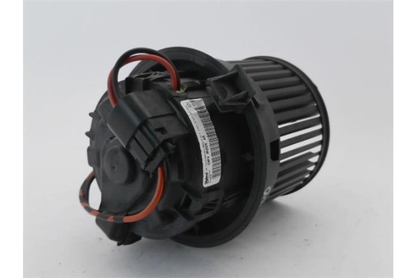 Recambio de motor calefaccion para peugeot 2008 1.2 access referencia OEM IAM 1608182080  