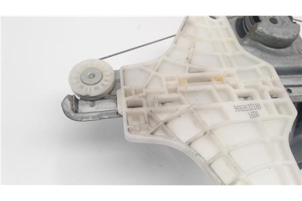 Recambio de mecanismo elevalunas trasero derecho para citroen c4 grand picasso referencia OEM IAM 135090221  