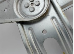 Recambio de mecanismo elevalunas trasero derecho para renault scenic iii (jz) referencia OEM IAM   