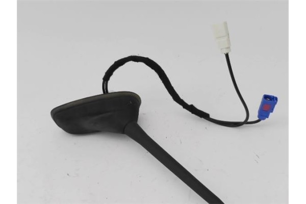 Recambio de antena electrica para peugeot 2008 1.2 access referencia OEM IAM 9801610880 6587J0 