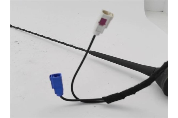 Recambio de antena electrica para peugeot 2008 1.2 access referencia OEM IAM 9801610880 6587J0 