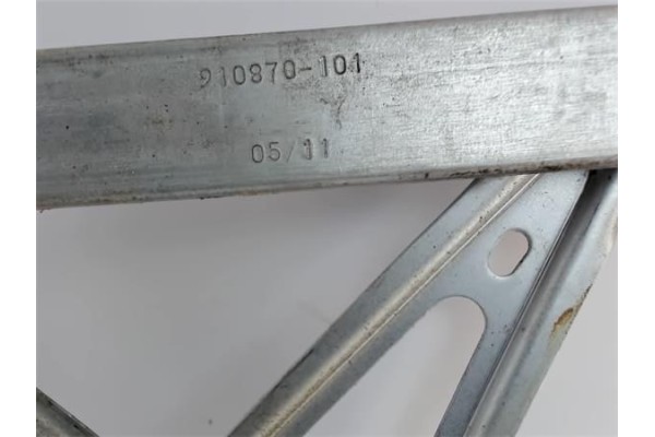 Recambio de mecanismo elevalunas trasero derecho para renault scenic iii (jz) referencia OEM IAM   
