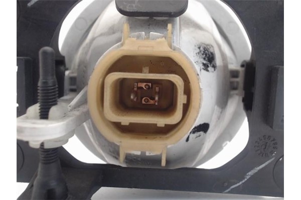 Recambio de faro antiniebla derecho para citroen c3 referencia OEM IAM   