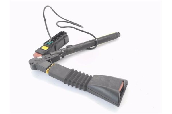 Recambio de anclaje cinturon delantero derecho para opel corsa c 1.7 dti referencia OEM IAM 197340 09114886 