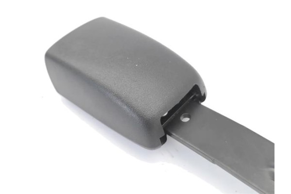 Recambio de anclaje cinturon delantero derecho para fiat sedici (189) 1.9 jtd 8v 120 emotion referencia OEM IAM 71743622 7175099
