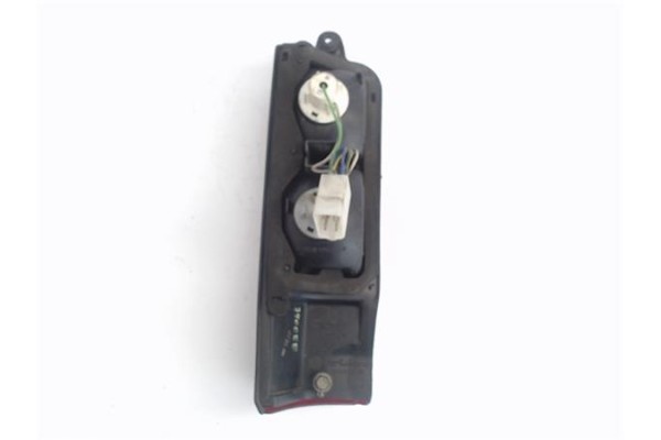 Recambio de piloto trasero derecho para piaggio (vespa) porter pick-up referencia OEM IAM   
