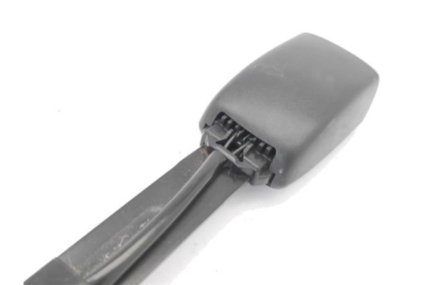 Recambio de anclaje cinturon delantero izquierdo para fiat sedici (189) 1.9 jtd 8v 120 emotion referencia OEM IAM E034501 717509