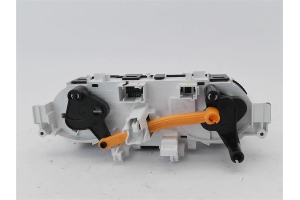 Recambio de mandos climatizador para peugeot 2008 1.2 access referencia OEM IAM 9672248380  