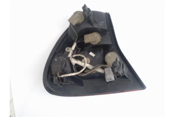Recambio de piloto trasero derecho para chrysler 300m lr referencia OEM IAM 4574960AF  