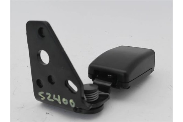 Recambio de anclaje cinturon trasero izquierdo para peugeot 2008 1.2 access referencia OEM IAM 96781664XT  
