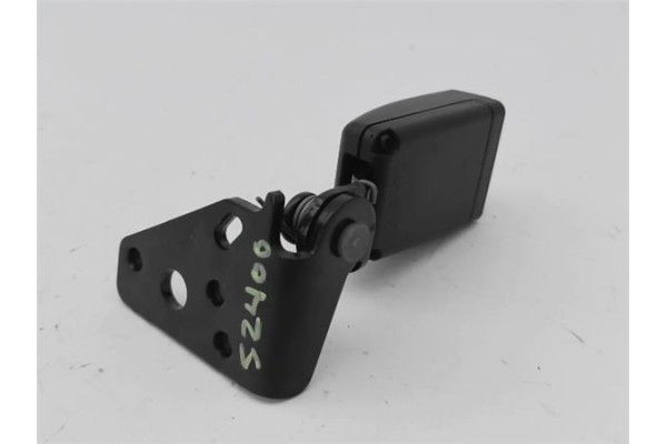 Recambio de anclaje cinturon trasero izquierdo para peugeot 2008 1.2 access referencia OEM IAM 96781664XT  