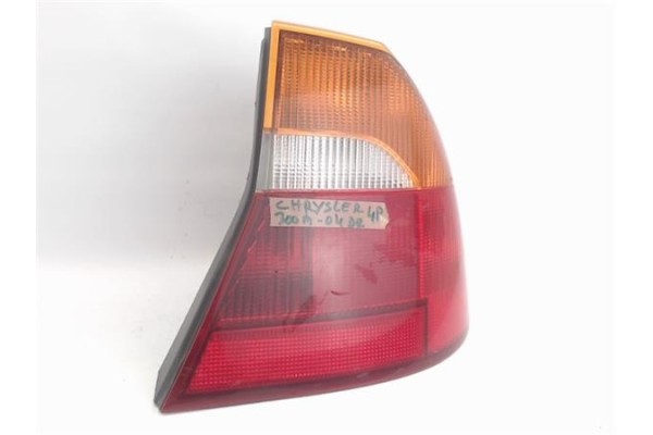 Recambio de piloto trasero derecho para chrysler 300m lr referencia OEM IAM 4574960AN  