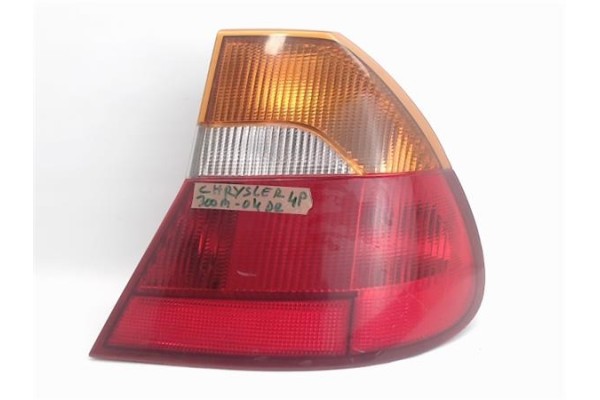 Recambio de piloto trasero derecho para chrysler 300m lr referencia OEM IAM 4574960AN  
