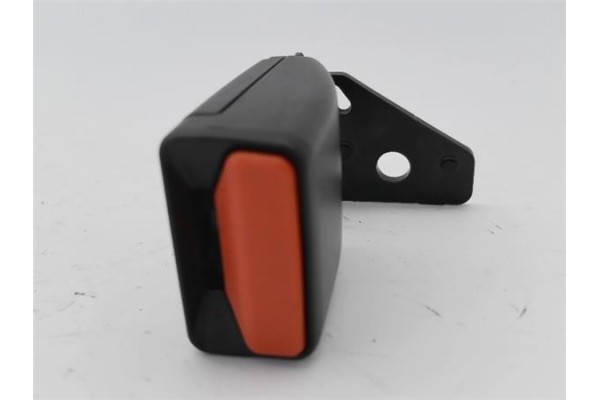 Recambio de anclaje cinturon trasero izquierdo para peugeot 2008 1.2 access referencia OEM IAM 96781664XT  