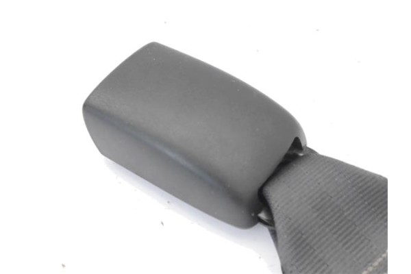 Recambio de anclaje cinturon trasero derecho para fiat sedici (189) 1.9 jtd 8v 120 emotion referencia OEM IAM 71768033  