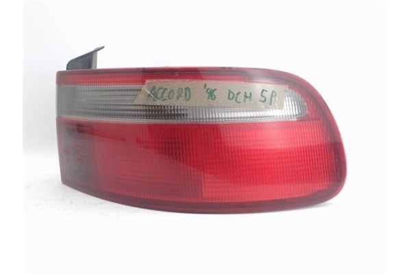 Recambio de piloto trasero derecho para honda accord berlina (cc/ce) referencia OEM IAM 236242  