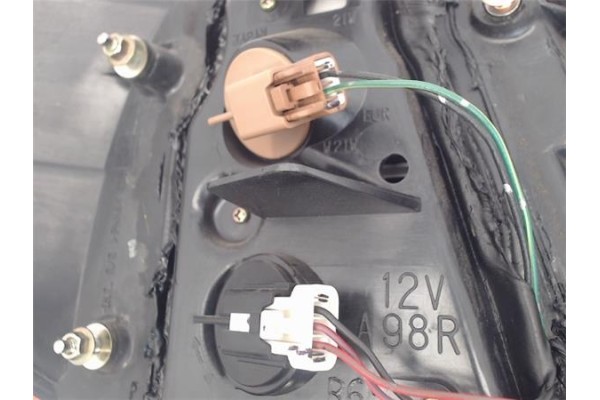 Recambio de piloto trasero derecho para nissan almera (n16/e) referencia OEM IAM   