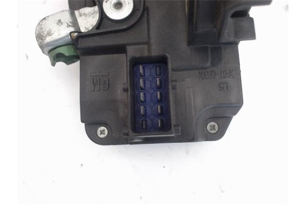 Recambio de cierre electromagnetico delantero izquierdo para opel astra g berlina 1.7 cdti referencia OEM IAM 24444015 133139 