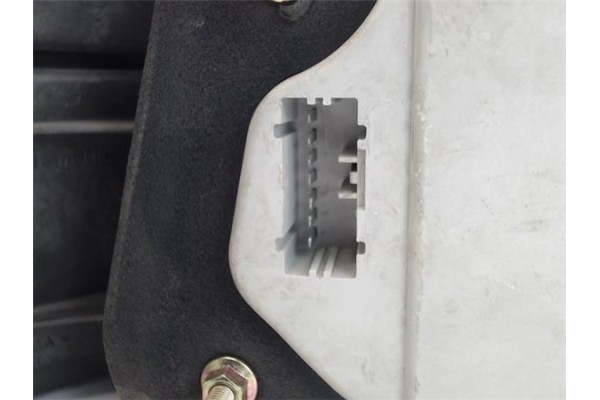 Recambio de piloto trasero derecho para honda accord berlina (cc/ce) referencia OEM IAM 236242  