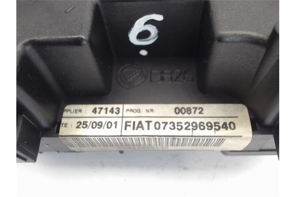 Recambio de mando intermitencia para fiat stilo (192) referencia OEM IAM 07352969540  