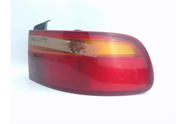 Recambio de piloto trasero derecho para honda accord berlina (cc/ce) referencia OEM IAM 236242  