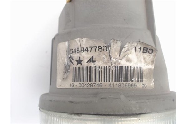 Recambio de faro antiniebla derecho para citroen c3 referencia OEM IAM 9648947780  