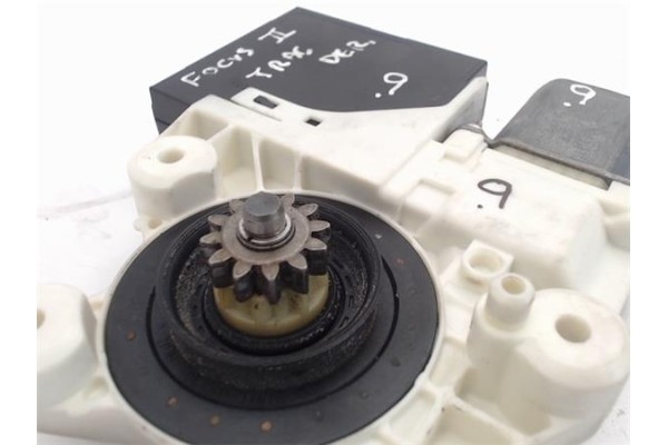 Recambio de motor elevalunas trasero derecho para ford focus berlina (cap) referencia OEM IAM 981537-103  