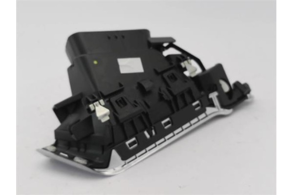 Recambio de rejilla entrada de aire para peugeot 2008 1.2 access referencia OEM IAM 96731316VV 96731316VV 