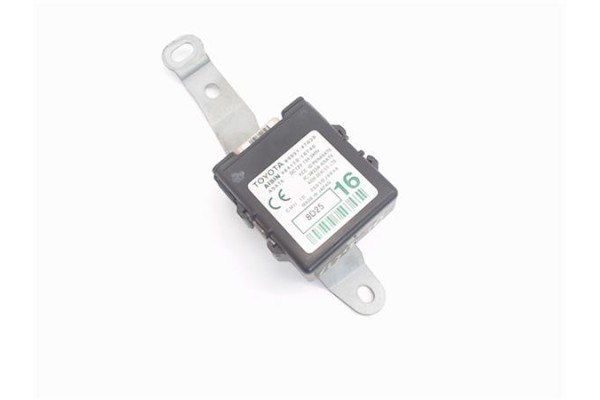 Recambio de centralita cierre puerta delantero derecha para toyota prius (nhw20) híbrido basis referencia OEM IAM 8999147030  