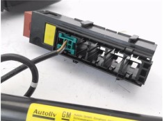 Recambio de anclaje cinturon delantero derecho para opel corsa c 1.7 dti referencia OEM IAM 197340 09114886 