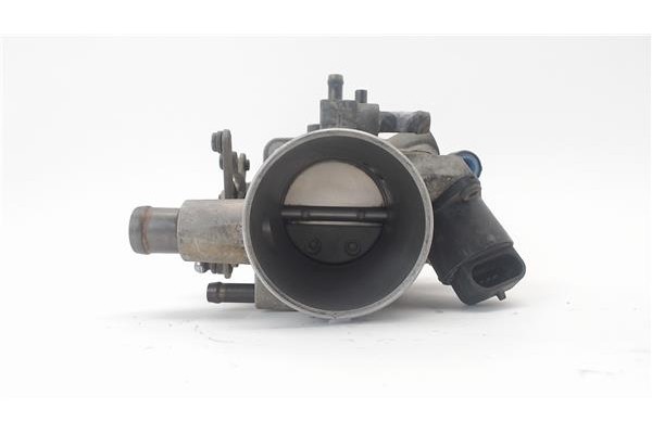 Recambio de caja mariposa aire para opel astra f berlina 1.6 si referencia OEM IAM 825240  
