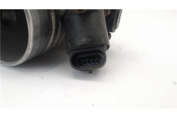Recambio de caja mariposa aire para opel astra f berlina 1.6 si referencia OEM IAM 825240  