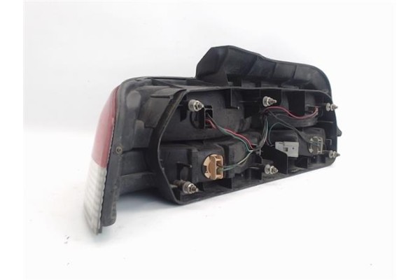 Recambio de piloto trasero derecho para honda prelude (bb6/8/9) referencia OEM IAM 22022265  