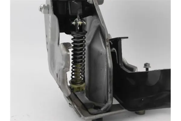 Recambio de juego pedales completo para peugeot 2008 1.2 access referencia OEM IAM 1601CW 4501AV 