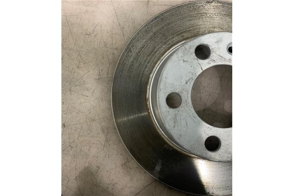 Recambio de disco freno trasero derecho para volkswagen golf iv berlina (1j1) 1.6 16v referencia OEM IAM 1J0615601N 1J0615601P 1