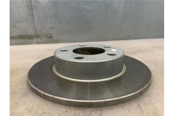 Recambio de disco freno trasero derecho para volkswagen golf iv berlina (1j1) 1.6 16v referencia OEM IAM 1J0615601N 1J0615601P 1